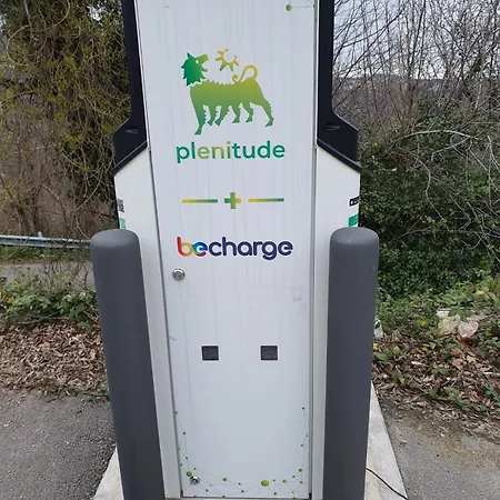 Authentic Village Townhouse With Mountain Views Dom wakacyjny