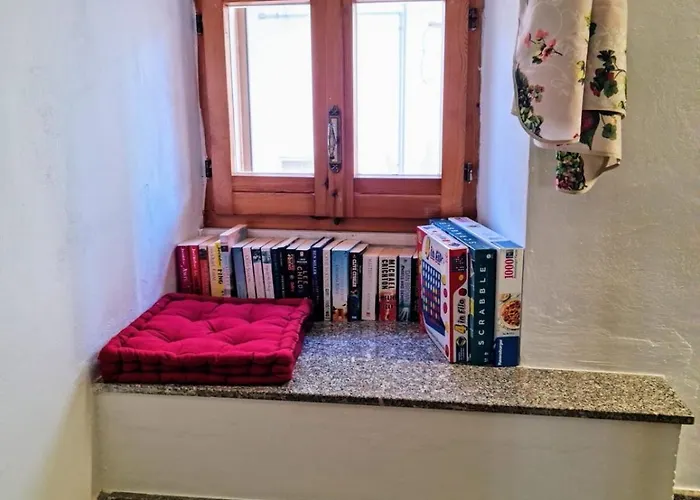 Authentic Village Townhouse With Mountain Views Holiday home Palombaro